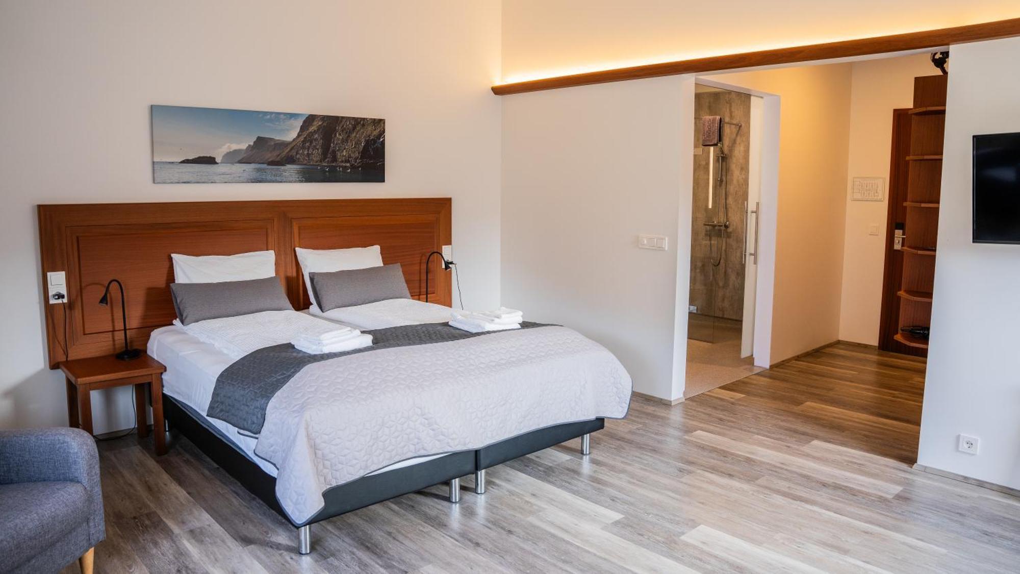Hotel Flokalundur Brjanslaekur Ngoại thất bức ảnh