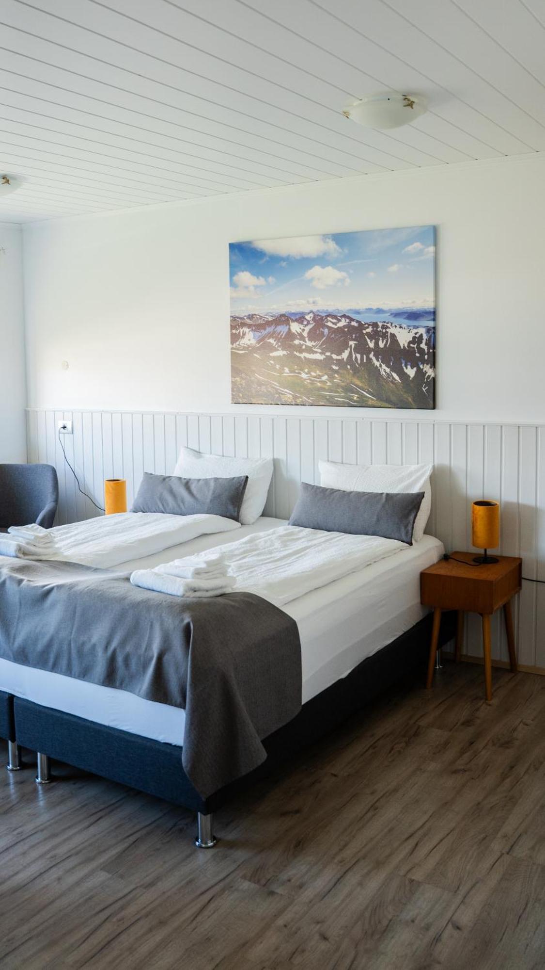 Hotel Flokalundur Brjanslaekur Ngoại thất bức ảnh