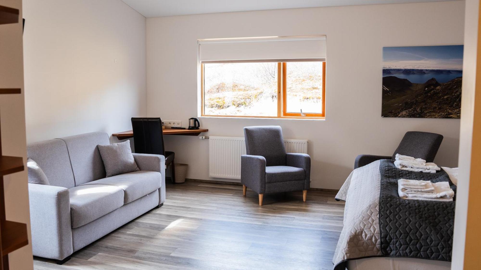 Hotel Flokalundur Brjanslaekur Ngoại thất bức ảnh